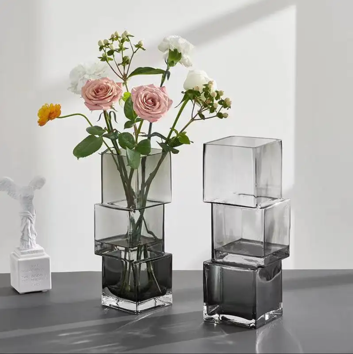 The Décalé Vase