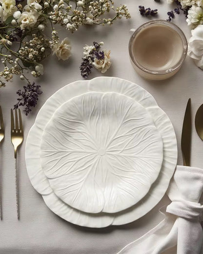 Vintage Cabbage Plates Set